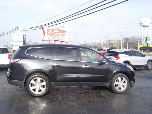 Used 2014 Chevrolet Traverse LTZ image 2