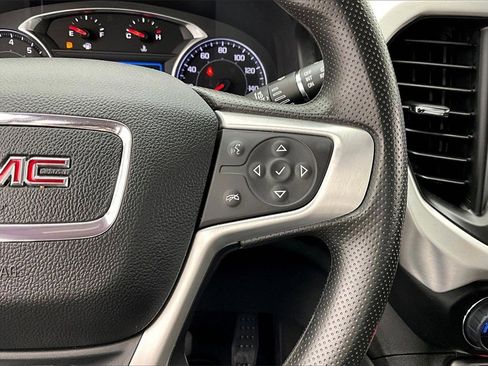 Used 2023 GMC Acadia SLE w/ Driver Convenience Package image 19