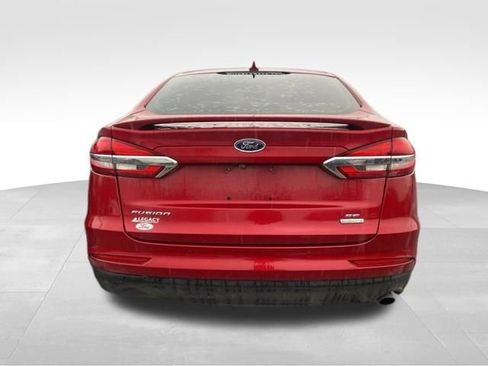 Used 2020 Ford Fusion SE w/ Equipment Group 151A image 5