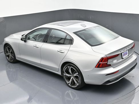 Used 2023 Volvo S60 B5 Plus w/ Climate Package image 48