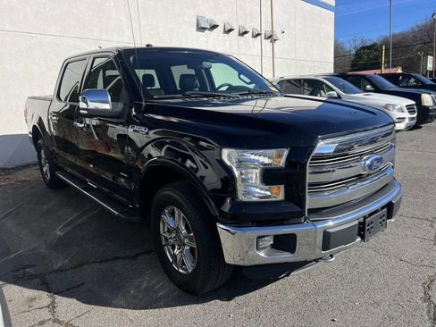 Used 2016 Ford F150 Lariat image 1