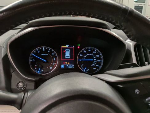 Used 2019 Subaru Ascent Limited w/ Popular Package #3 AWD/4WD image 11
