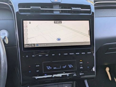 Used 2024 Hyundai Santa Cruz Limited image 9