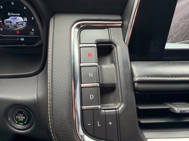 Used 2022 GMC Yukon XL SLT AWD/4WD image 33