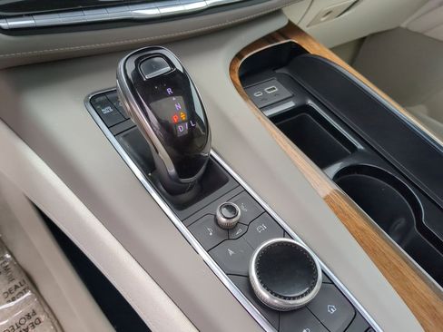 Used 2024 Cadillac Escalade Sport Platinum AWD/4WD image 19