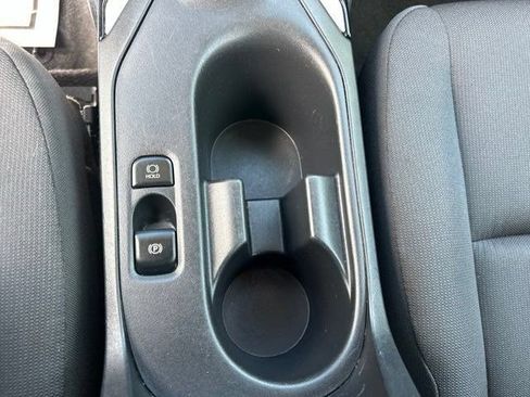 Used 2023 Toyota Corolla LE FWD image 33