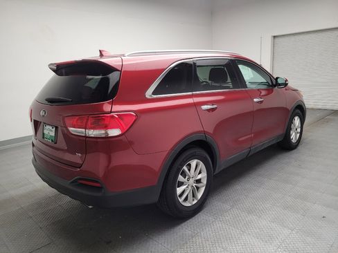 Used 2017 Kia Sorento LX w/ LX V6 Convenience Package FWD image 9