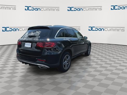 Used 2022 Mercedes-Benz GLC 300 4MATIC w/ AMG Line image 8