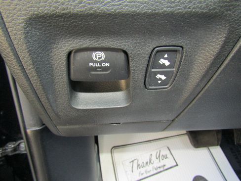 Used 2021 RAM 1500 Big Horn image 23