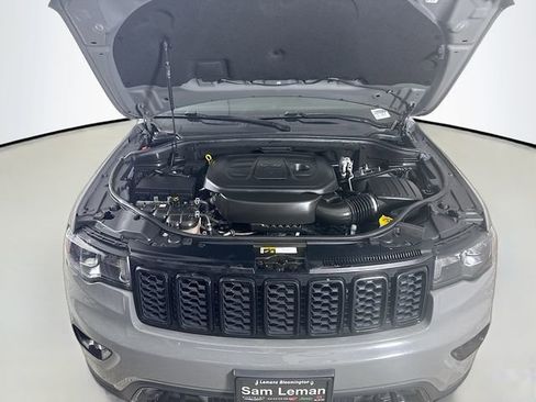 Used 2020 Jeep Grand Cherokee Laredo image 27