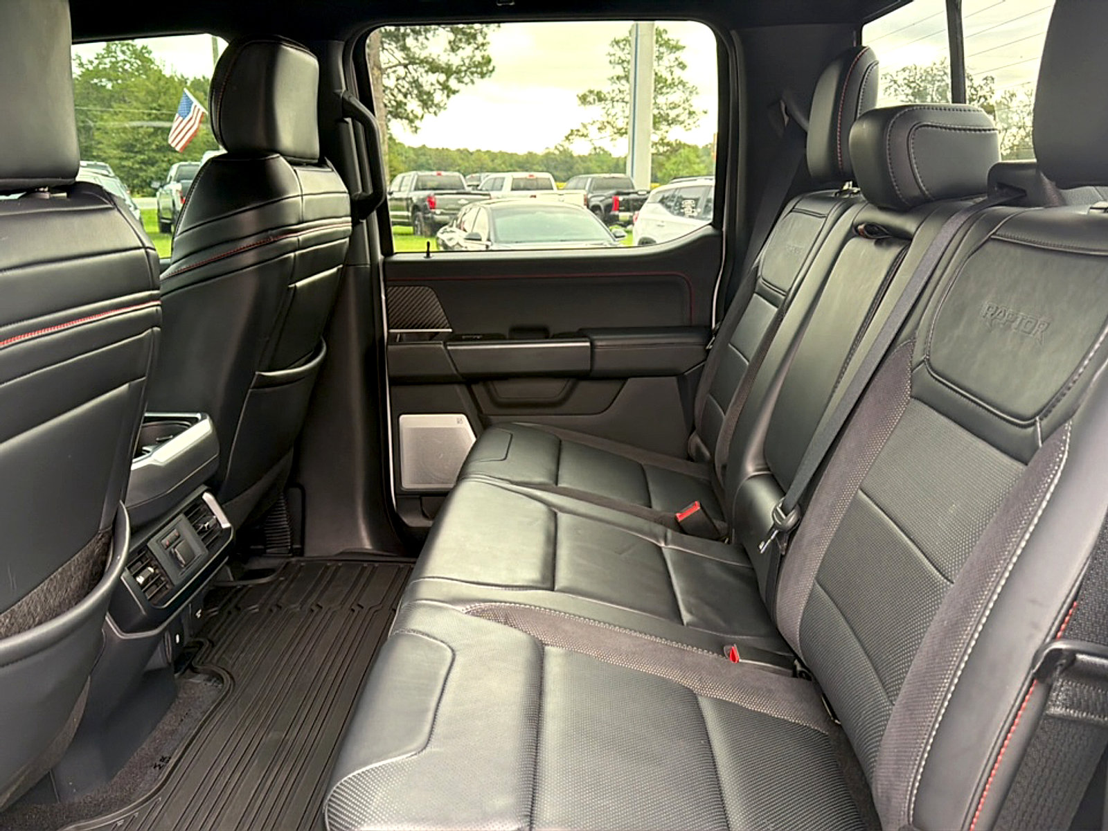 Used 2024 Ford F150 Raptor AWD/4WD image 8