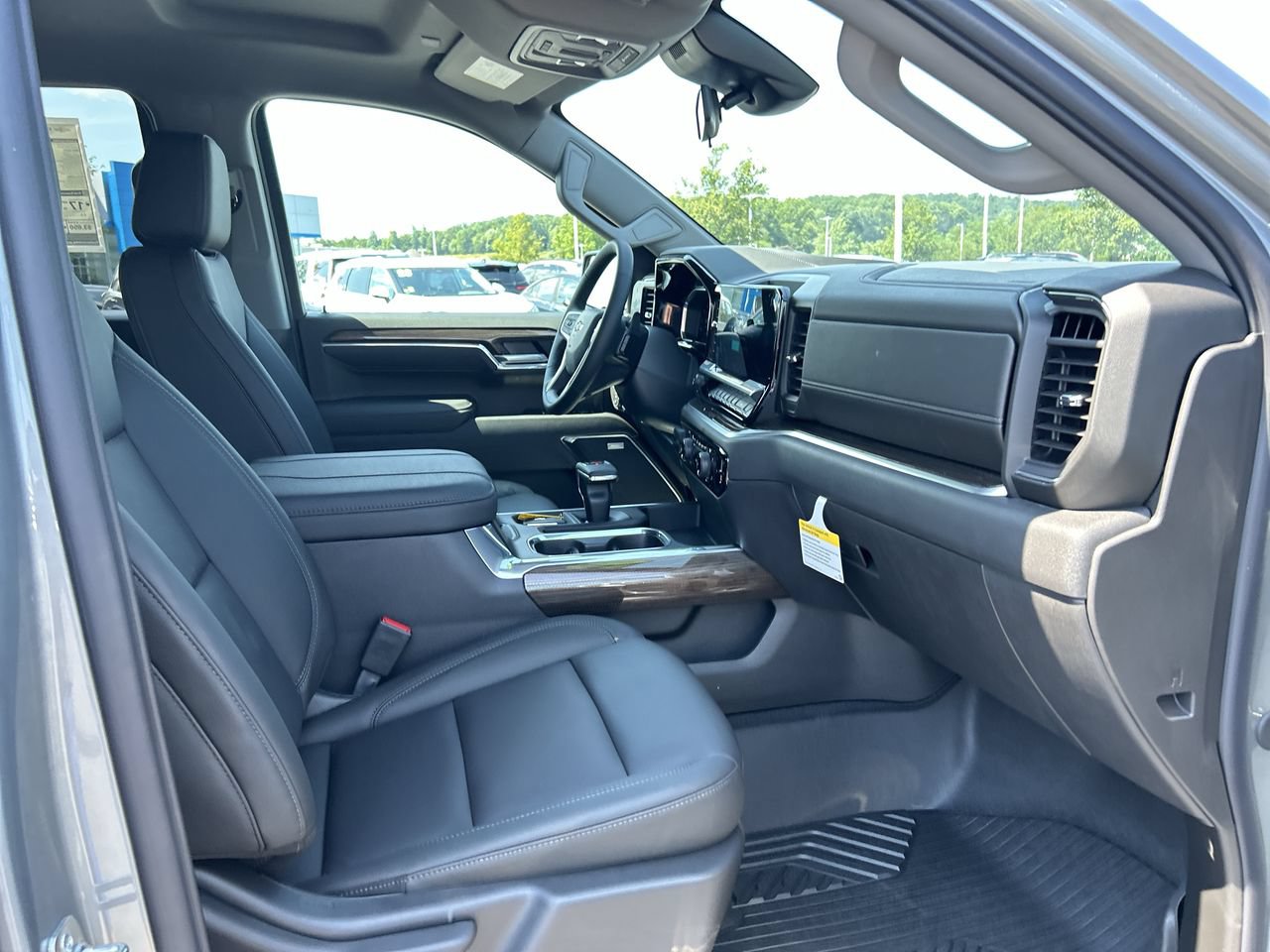 New 2026 Chevrolet Silverado 1500 RST AWD/4WD image 15