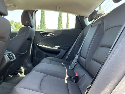 Used 2024 Chevrolet Malibu LT FWD image 18