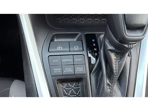 Certified 2025 Toyota RAV4 XLE w/ Weather Package AWD/4WD image 25