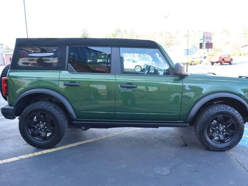 Used 2024 Ford Bronco Black Diamond image 3