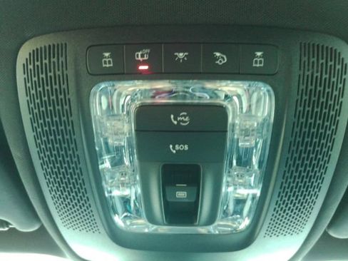 Used 2023 Mercedes-Benz EQB 300 4MATIC w/ Pinnacle Package image 49