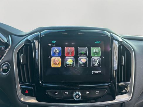 Used 2018 Chevrolet Traverse LT image 15