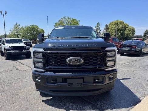 Used 2025 Ford F250 Lariat w/ Lariat Ultimate Package AWD/4WD image 6