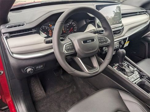 New 2025 Jeep Compass Limited w/ Sun & Sound Group image 8