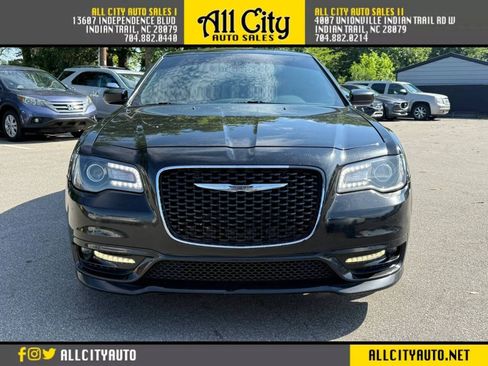 Used 2020 Chrysler 300 S RWD image 2