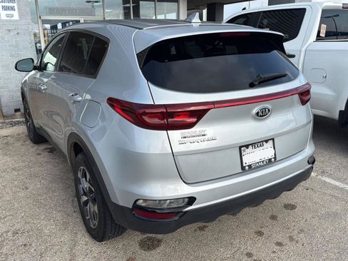 Used 2021 Kia Sportage LX w/ LX AWD Popular Package image 4