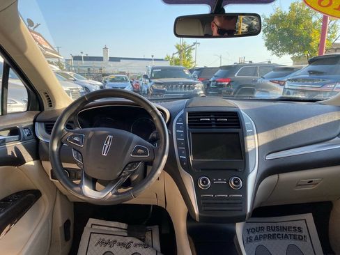 Used 2018 Lincoln MKC Premiere image 17