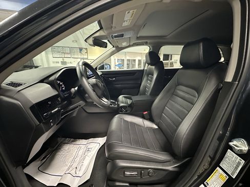 Used 2024 Honda CR-V EX-L image 8