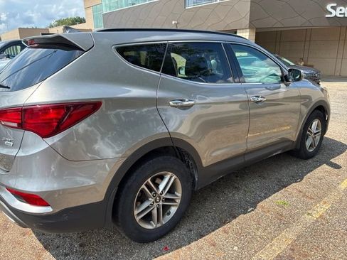 Used 2018 Hyundai Santa Fe Sport w/ 2.4L Value Package 02 AWD/4WD image 5