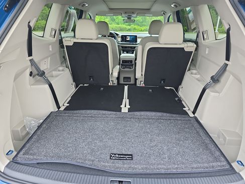 Certified 2026 Volkswagen Atlas SE w/ Panoramic Sunroof Package FWD image 13