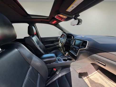 Used 2016 Jeep Grand Cherokee Limited image 42
