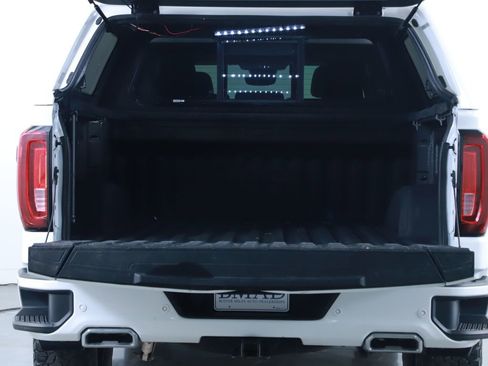 Used 2023 GMC Sierra 1500 AT4 w/ AT4 Premium Package image 17