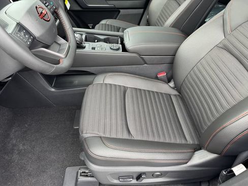 New 2026 Nissan Pathfinder Rock Creek AWD/4WD image 11