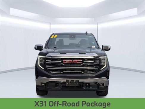 Used 2023 GMC Sierra 1500 SLT w/ SLT Premium Package AWD/4WD image 11