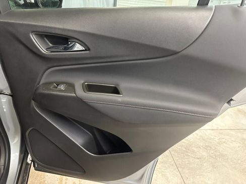 Certified 2023 Chevrolet Equinox RS w/ LPO, Floor Liner Package image 29