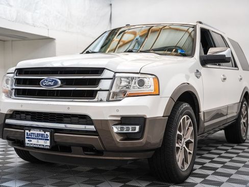 Used 2016 Ford Expedition King Ranch AWD/4WD image 3