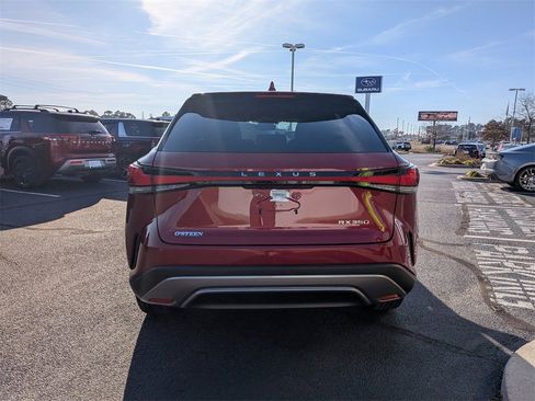 Used 2024 Lexus RX 350 FWD w/ Technology Package image 6