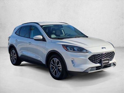 Used 2021 Ford Escape SEL w/ Class II Trailer Tow Package image 3