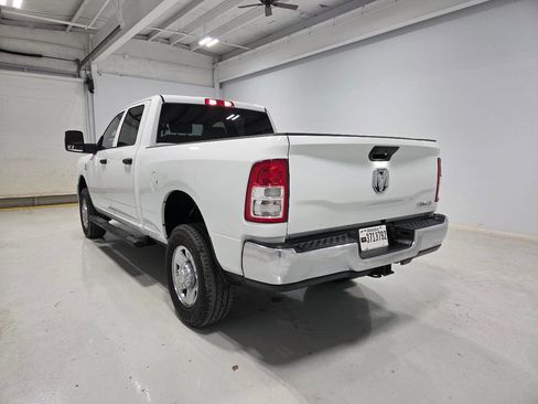 Used 2024 RAM 2500 Tradesman w/ Chrome Appearance Group image 3