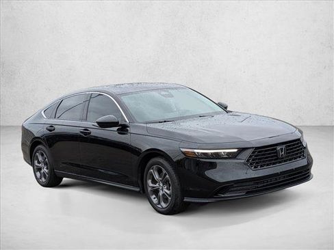 Used 2024 Honda Accord EX image 3