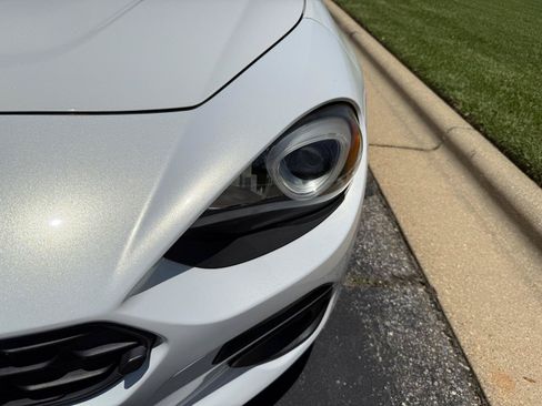 Used 2017 FIAT 124 Spider Lusso RWD image 20