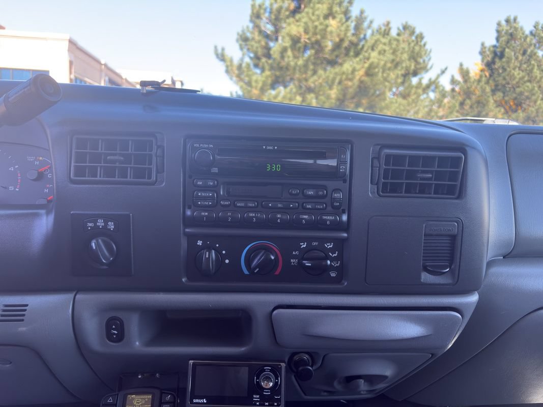 Used 2003 Ford F350 XLT AWD/4WD image 15