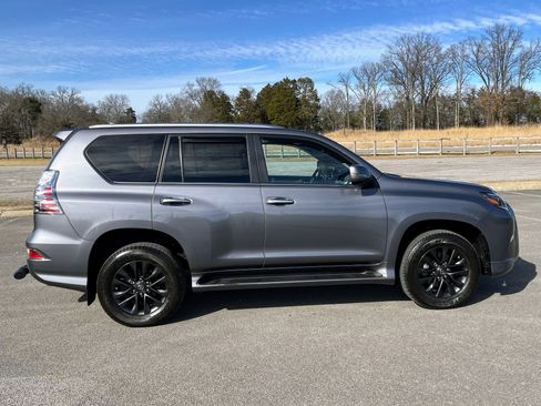 Used 2023 Lexus GX 460 Premium w/ Premium Package AWD/4WD image 8
