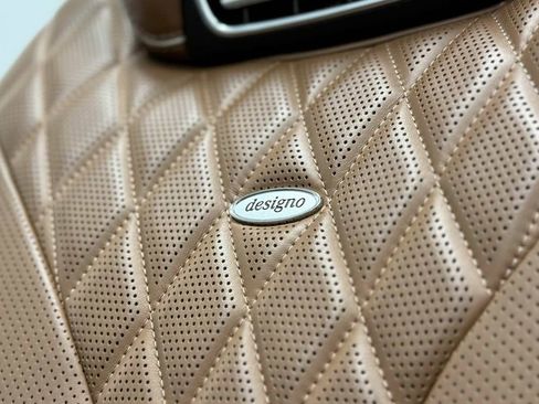 Used 2019 Mercedes-Benz S 560 Cabriolet image 17