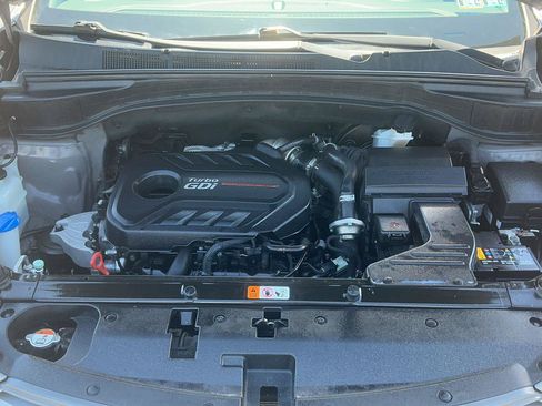 Used 2018 Hyundai Santa Fe Sport w/ 2.0T Ultimate Tech Package 05 AWD/4WD image 35