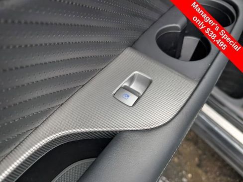 Used 2024 Hyundai Palisade Calligraphy image 11