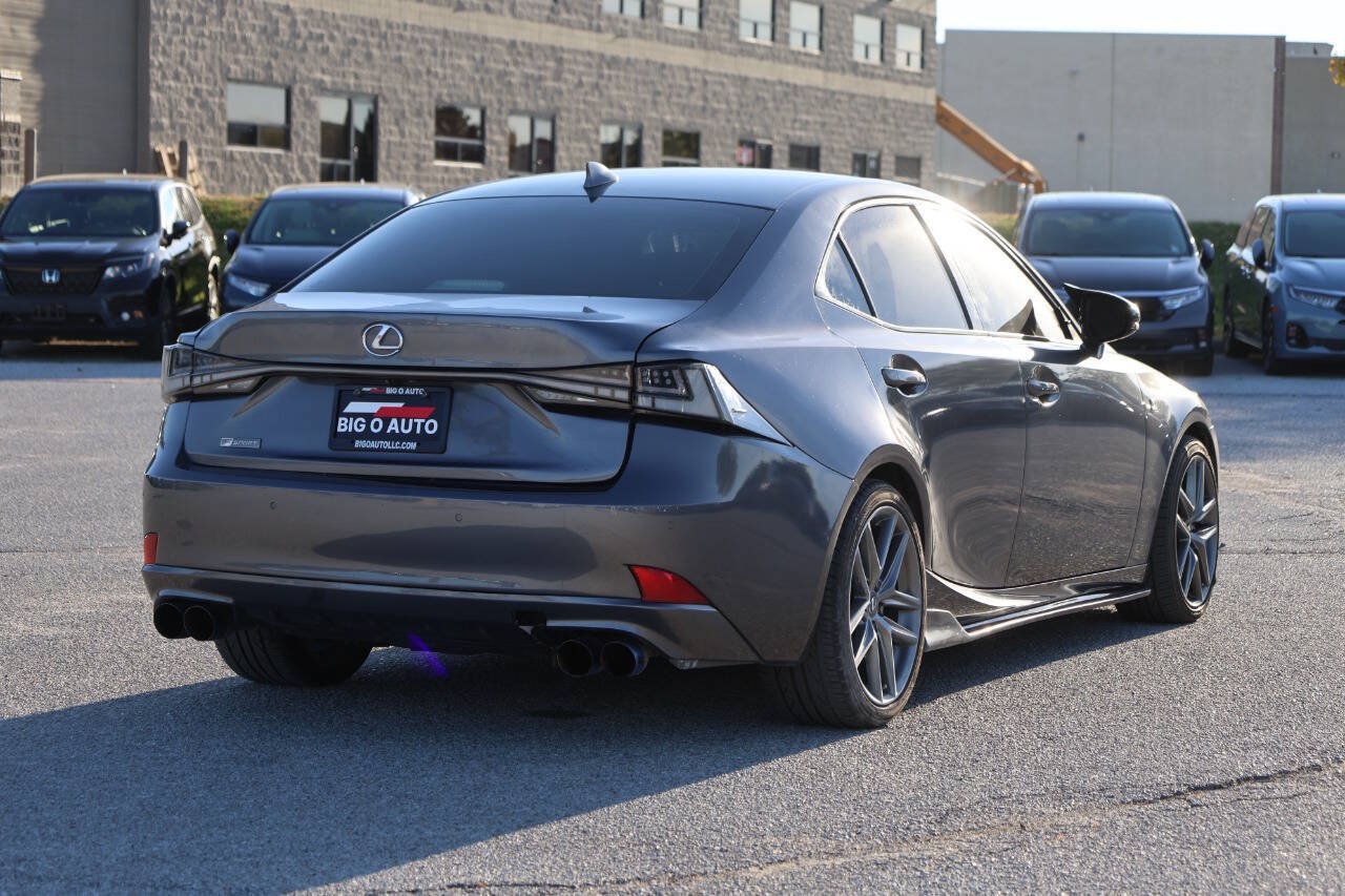 Used 2019 Lexus IS 300 F Sport w/ F Sport Package AWD/4WD image 9