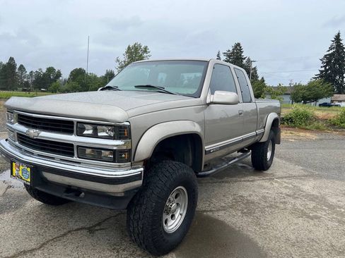 Used 1998 Chevrolet Silverado 1500 4x4 Extended Cab w/ Preferred Equipment Group 2 image 20