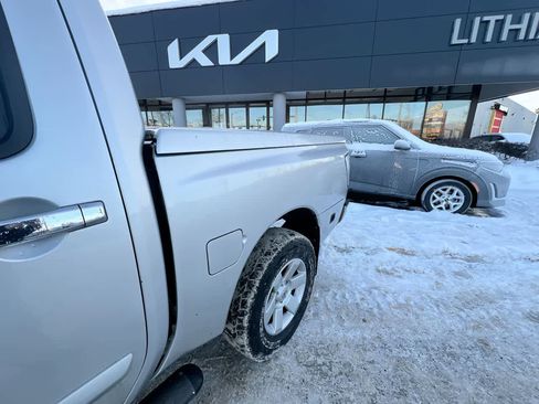 Used 2006 Nissan Titan LE w/ (T01) Tow Pkg image 26