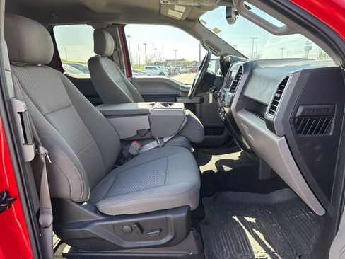 Used 2019 Ford F150 XLT w/ Equipment Group 302A Luxury AWD/4WD image 5