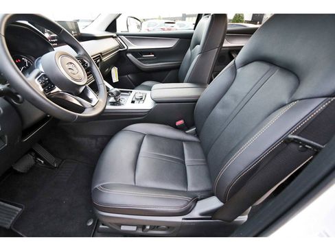 Certified 2025 MAZDA CX-90 3.3 Turbo w/ Preferred Package image 11